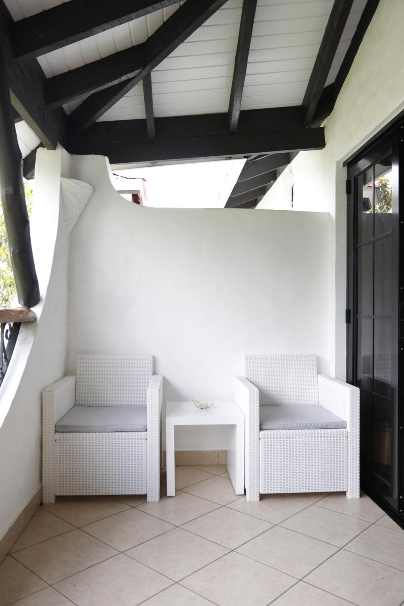 Apartament The Salty Palms Beau Vallon  Zewnętrze zdjęcie