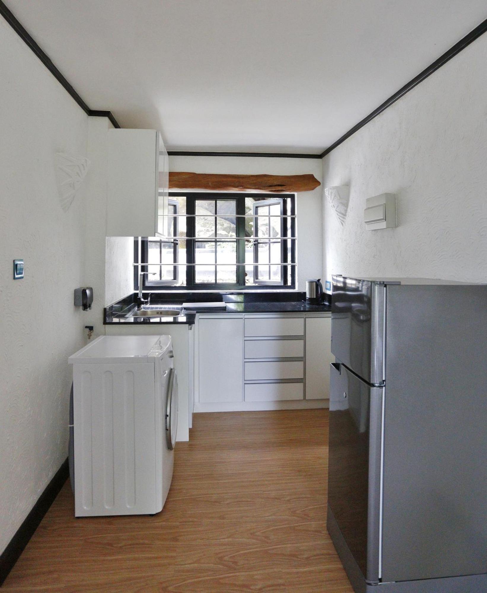 Apartament The Salty Palms Beau Vallon  Zewnętrze zdjęcie