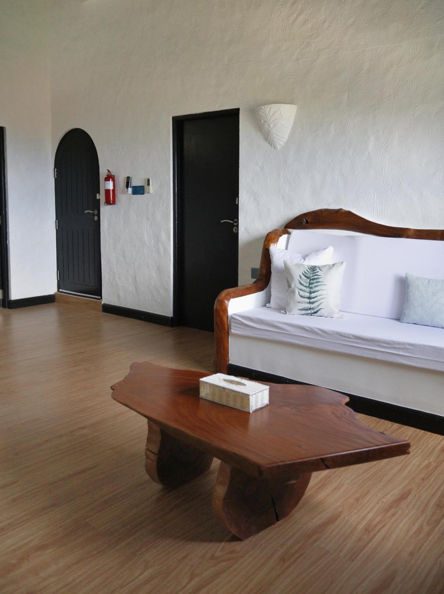 Apartament The Salty Palms Beau Vallon  Zewnętrze zdjęcie
